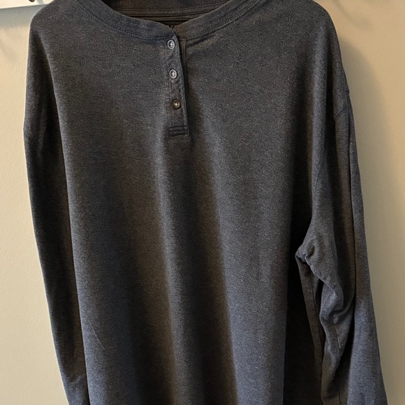 Long sleeve tee - Picture 1 of 3